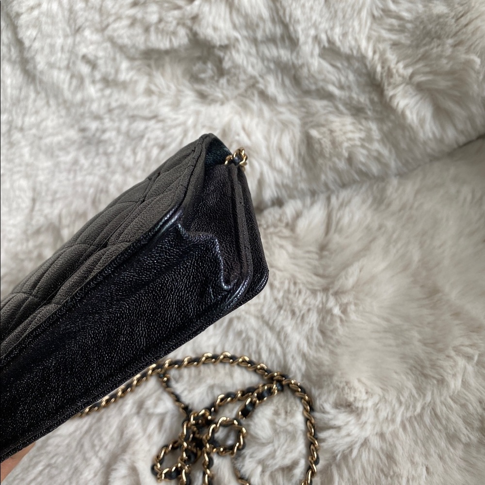 SOLD Chanel wallet on chain in iridescent caviar - Picture 9 of 14